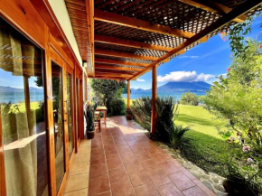 Chic Lakefront Retreat Casa Diamante Atitlan
